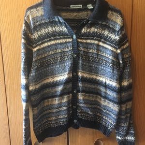 🌼 3/$25 Marsh Landing Blue Sweater